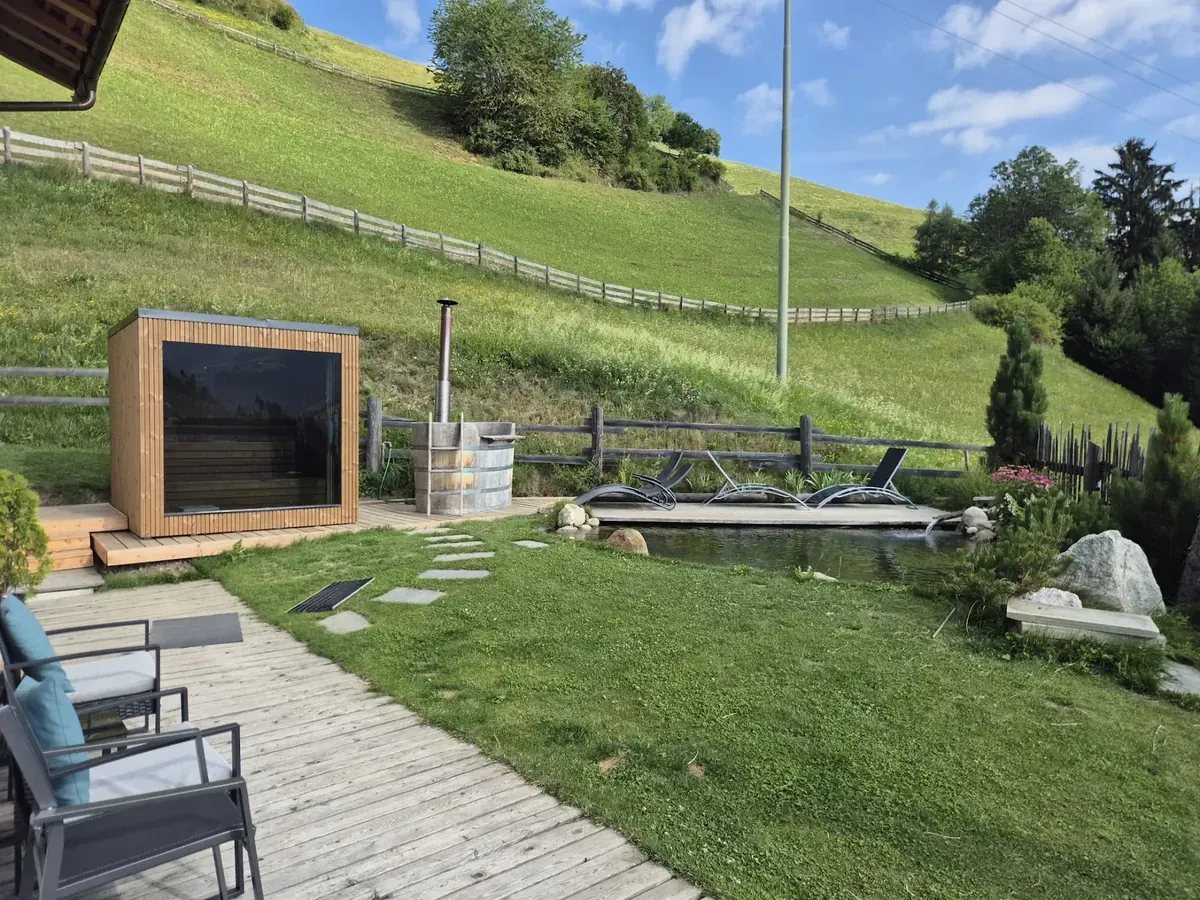 DiSauna Referenz – Gartensauna von Sonya Profanter (2)
